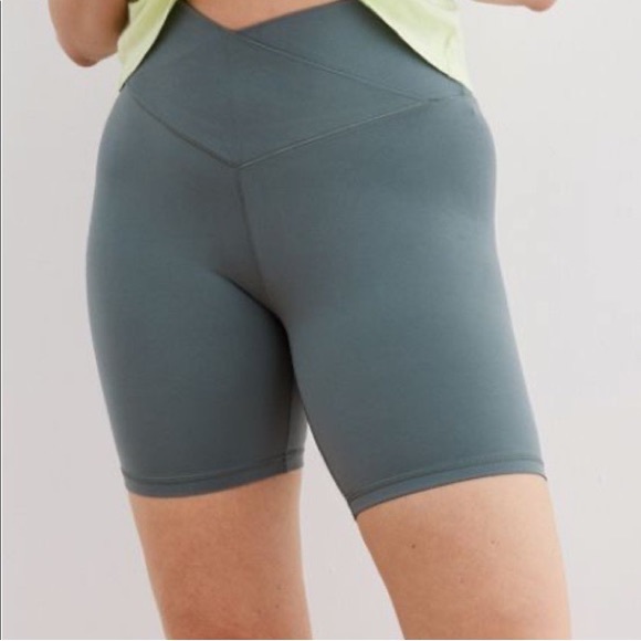 aerie Pants - Aerie Real Me Crossover Bike Shorts - Green